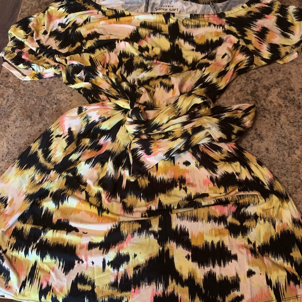 Torrid dress size 1 super sleek and soft!